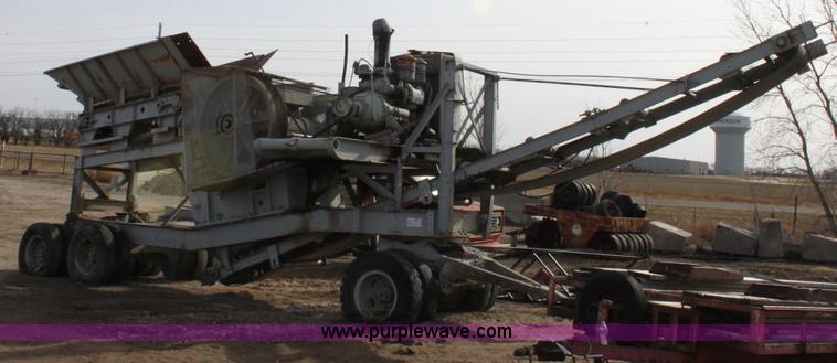 image for item B8885 Cedarapids jaw crusher