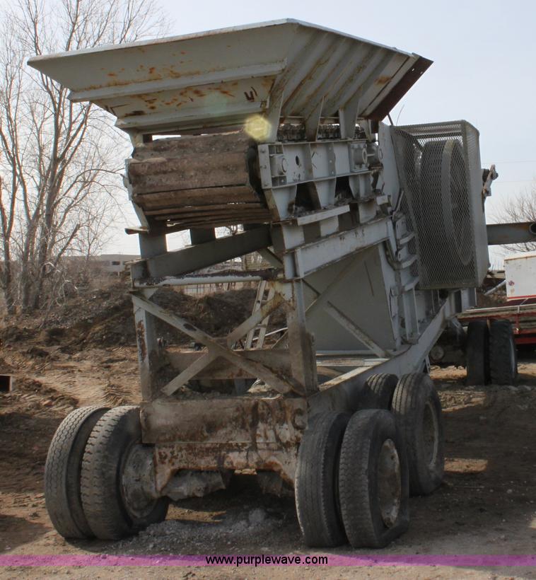 image for item B8885 Cedarapids jaw crusher