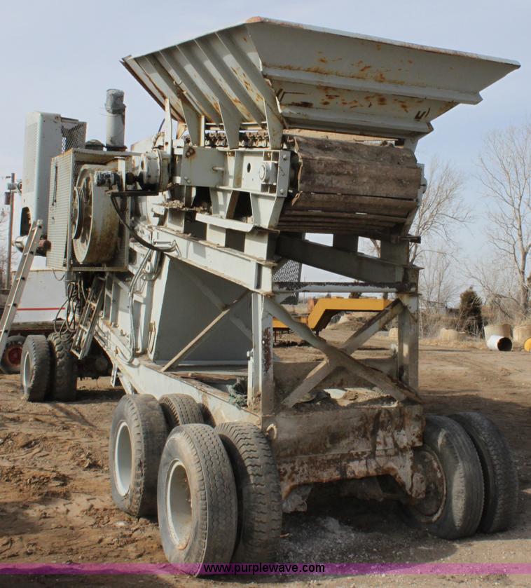 image for item B8885 Cedarapids jaw crusher