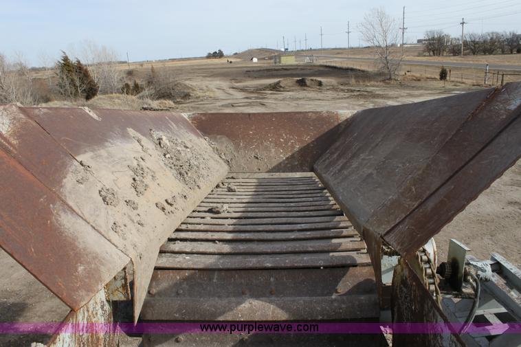 image for item B8885 Cedarapids jaw crusher
