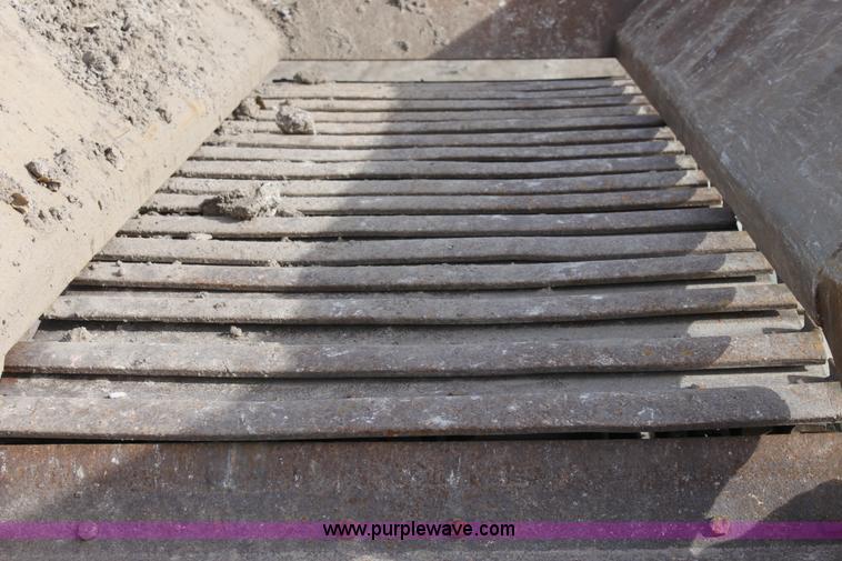 image for item B8885 Cedarapids jaw crusher