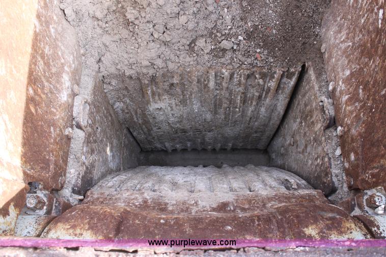 image for item B8885 Cedarapids jaw crusher