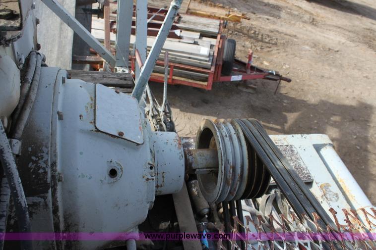 image for item B8885 Cedarapids jaw crusher