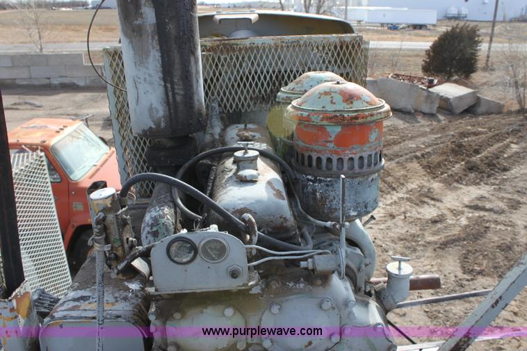 image for item B8885 Cedarapids jaw crusher