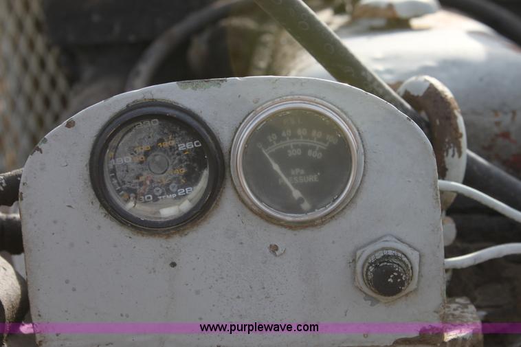 image for item B8885 Cedarapids jaw crusher