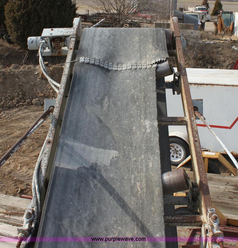 image for item B8885 Cedarapids jaw crusher