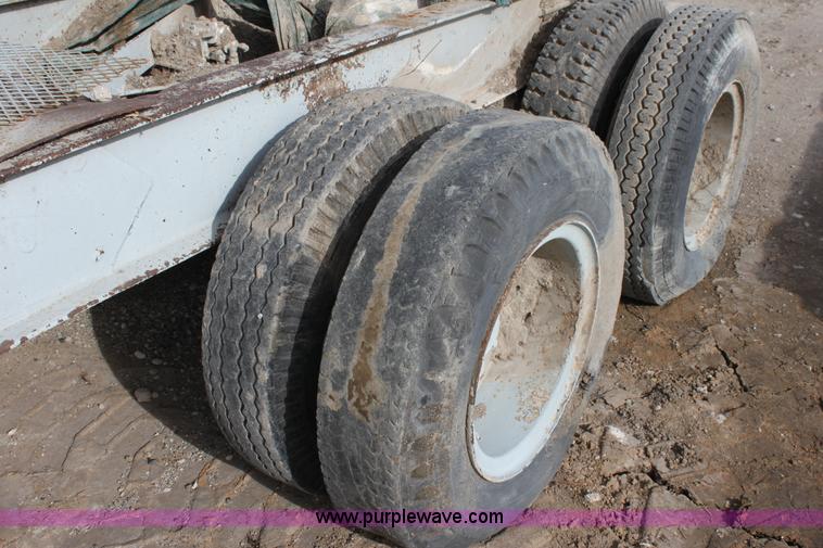 image for item B8885 Cedarapids jaw crusher