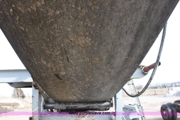 image for item B8885 Cedarapids jaw crusher