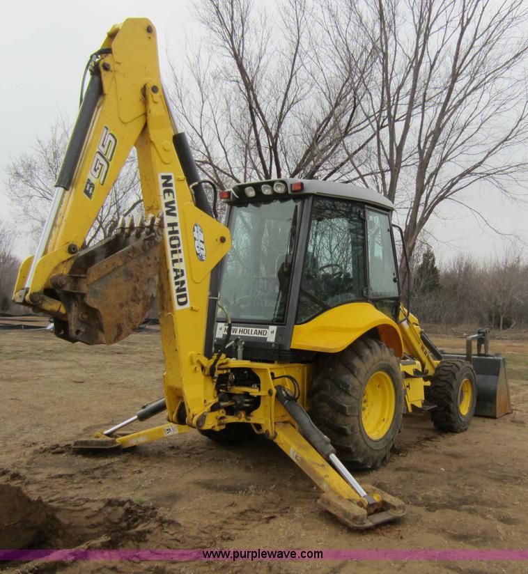 image for item C5276 2006 New Holland B95 backhoe