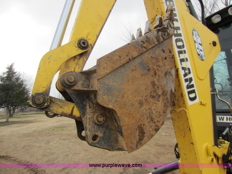 image for item C5276 2006 New Holland B95 backhoe