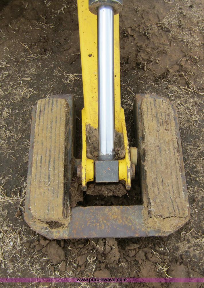 image for item C5276 2006 New Holland B95 backhoe