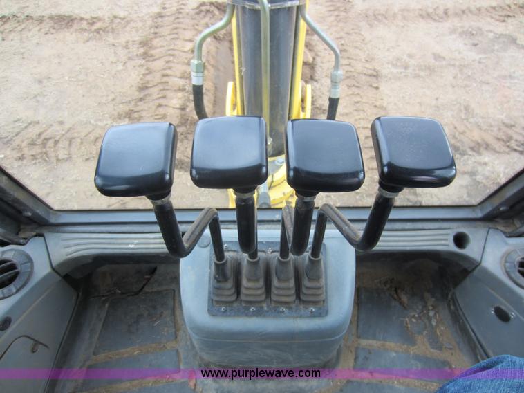 image for item C5276 2006 New Holland B95 backhoe