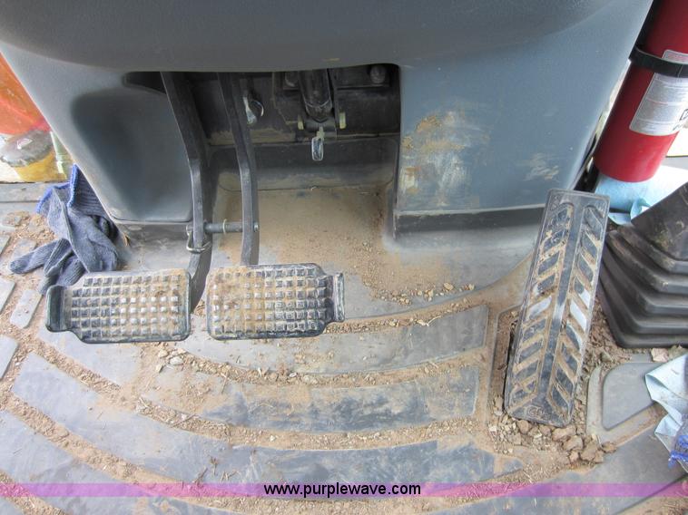 image for item C5276 2006 New Holland B95 backhoe