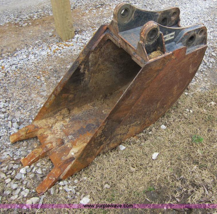 image for item C5276 2006 New Holland B95 backhoe