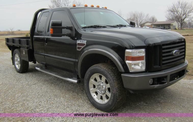 image for item C5277 2008 Ford F250 Super Duty  XLT pickup truck