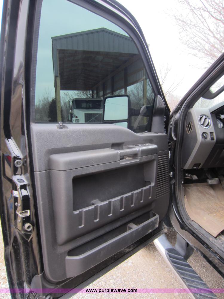 image for item C5277 2008 Ford F250 Super Duty  XLT pickup truck