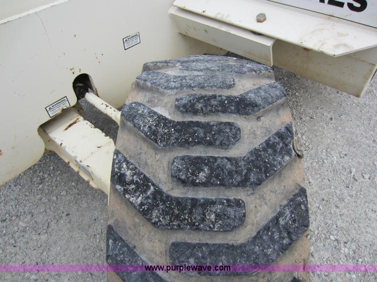 image for item C5282 1998 Terex TH528 telehandler