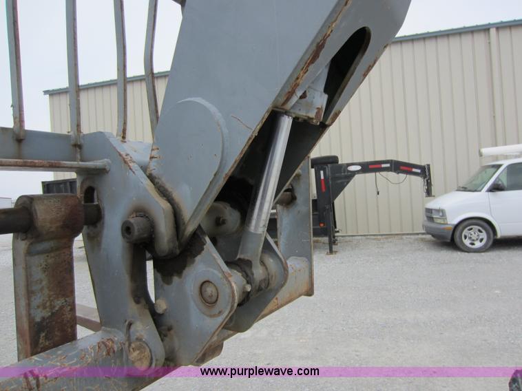 image for item C5282 1998 Terex TH528 telehandler