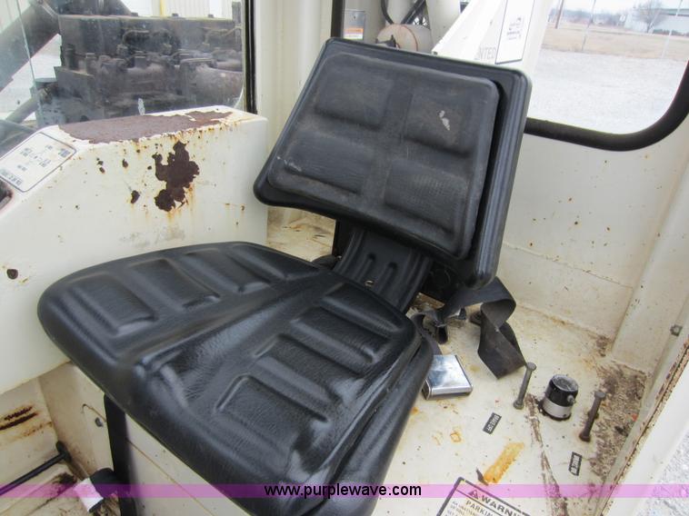 image for item C5282 1998 Terex TH528 telehandler