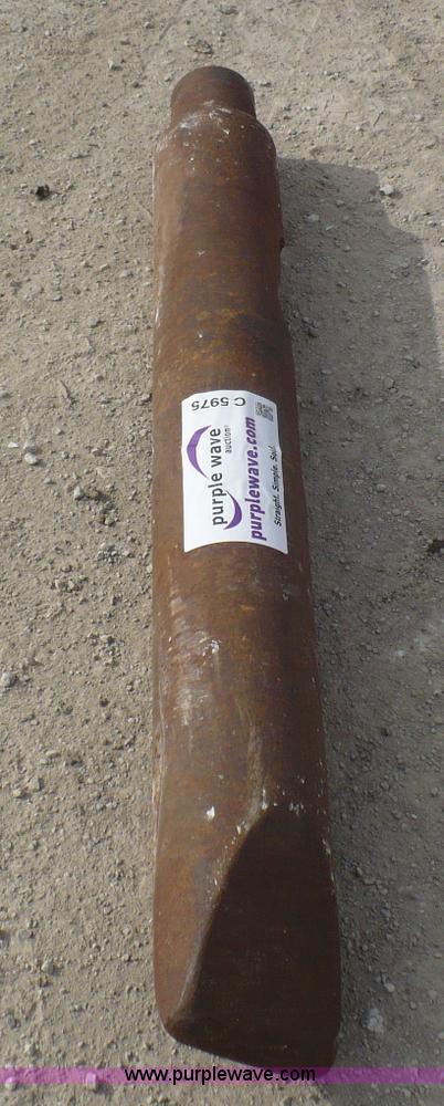 image for item C5975 NPK 16 hydraulic hammer bit