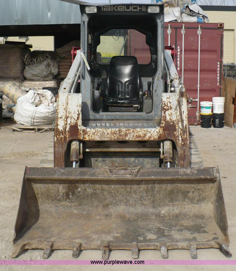image for item C5977 2005 Takeuchi TL150 skid steer