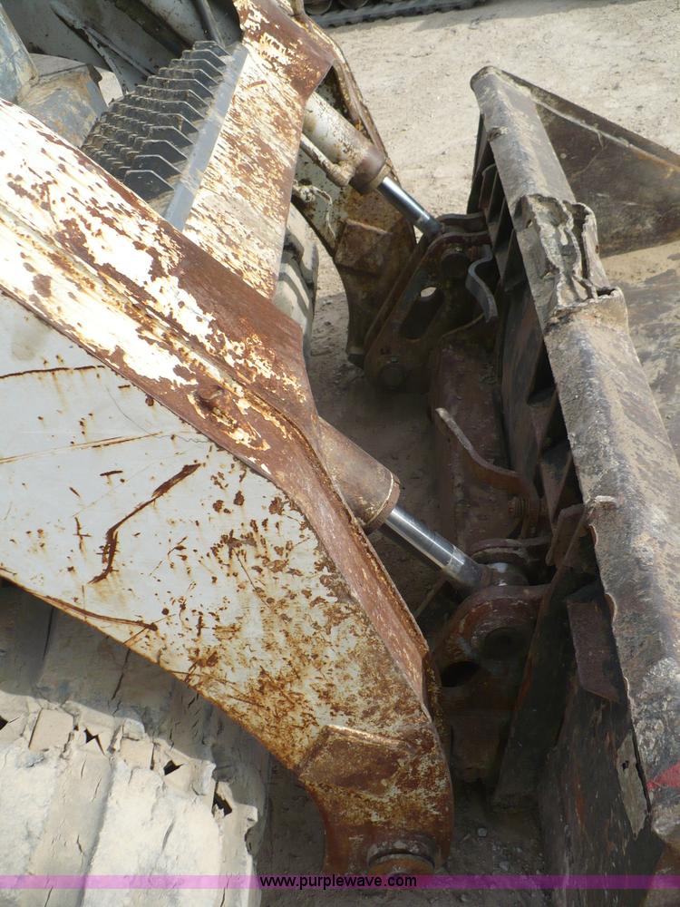 image for item C5977 2005 Takeuchi TL150 skid steer