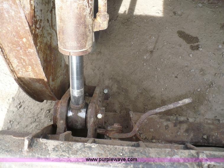 image for item C5977 2005 Takeuchi TL150 skid steer