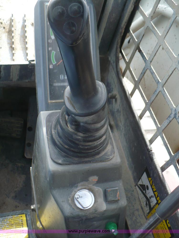 image for item C5977 2005 Takeuchi TL150 skid steer