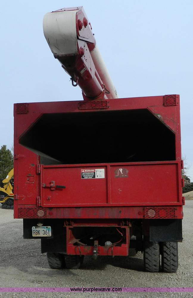 image for item D8718 1992 Chevrolet Kodiak bucket truck
