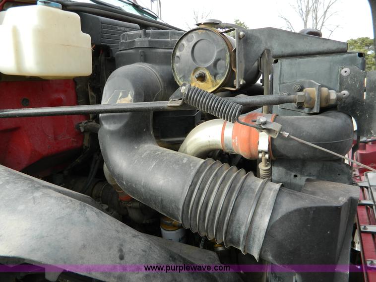 image for item D8718 1992 Chevrolet Kodiak bucket truck