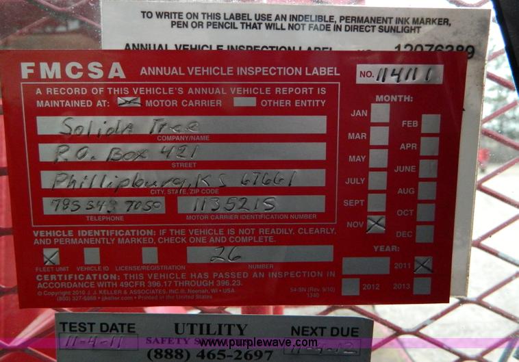 image for item D8718 1992 Chevrolet Kodiak bucket truck