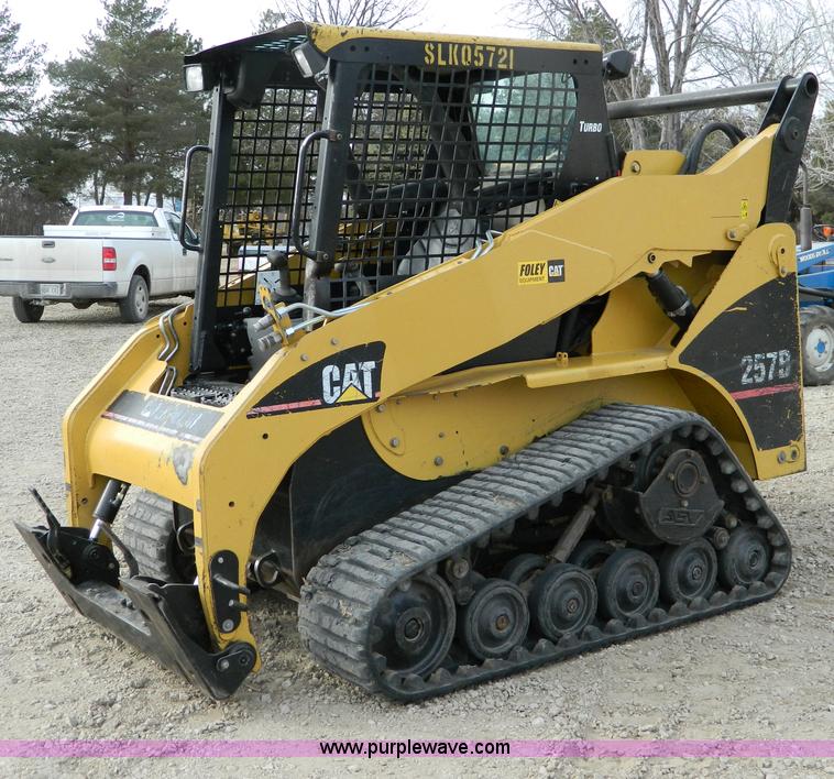 image for item D8720 2007 Caterpillar 257B skid steer