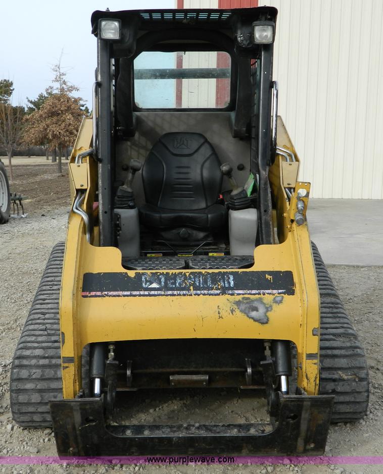image for item D8720 2007 Caterpillar 257B skid steer
