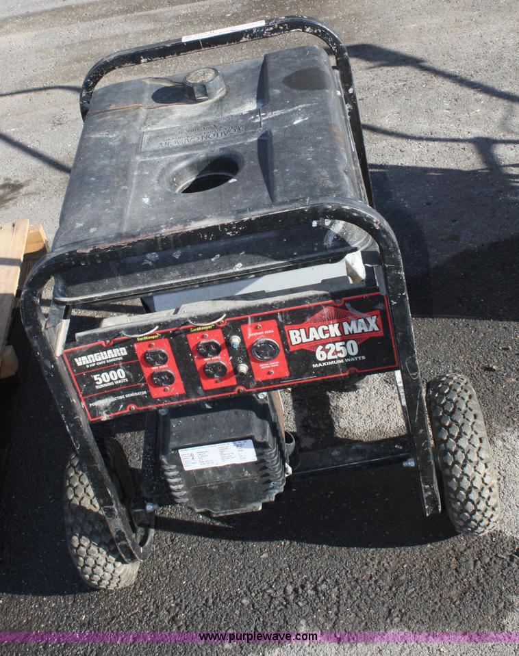 image for item H9525 Blackmax 6250 generator