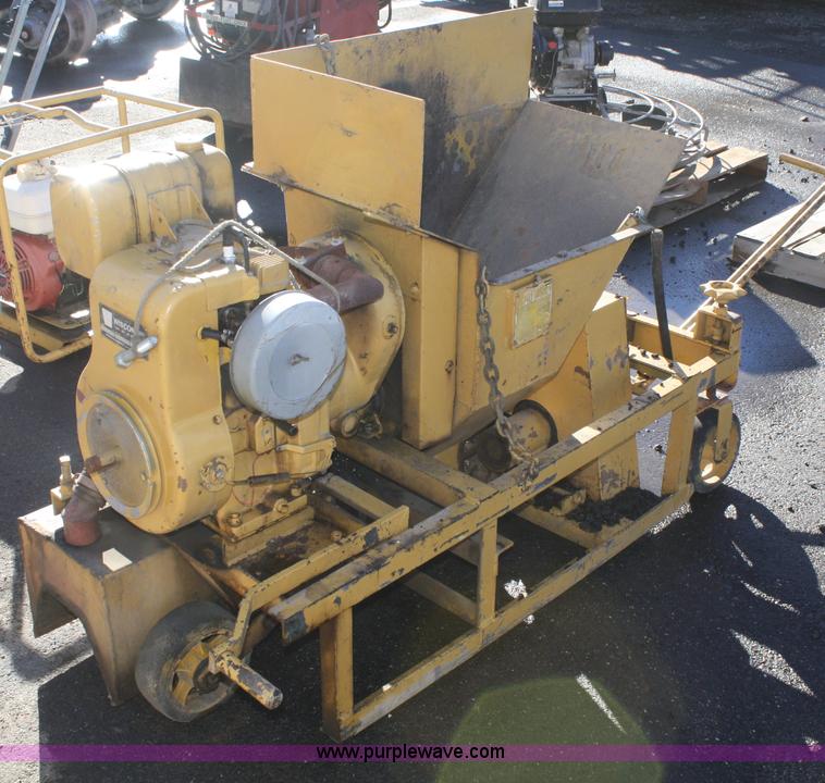 image for item H9535 Wisconsin S-14D asphalt curb machine