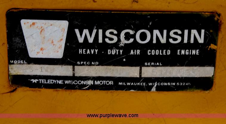 image for item H9535 Wisconsin S-14D asphalt curb machine