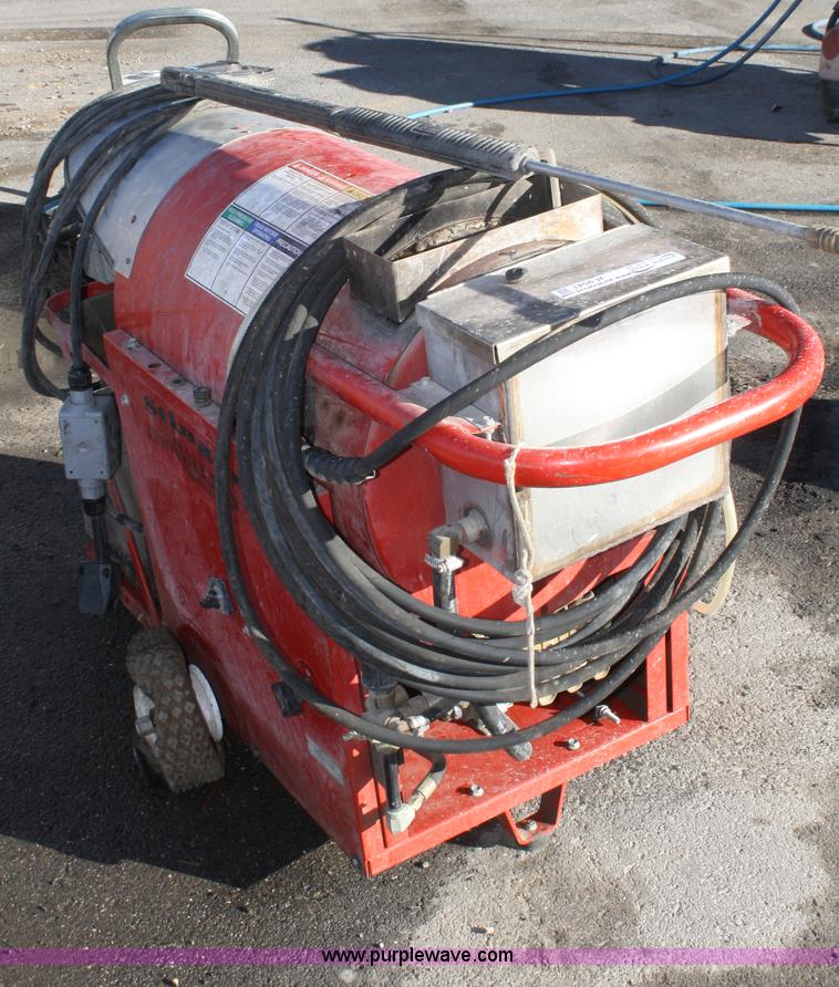 image for item H9541 Whiteco Stinger 3 power washer