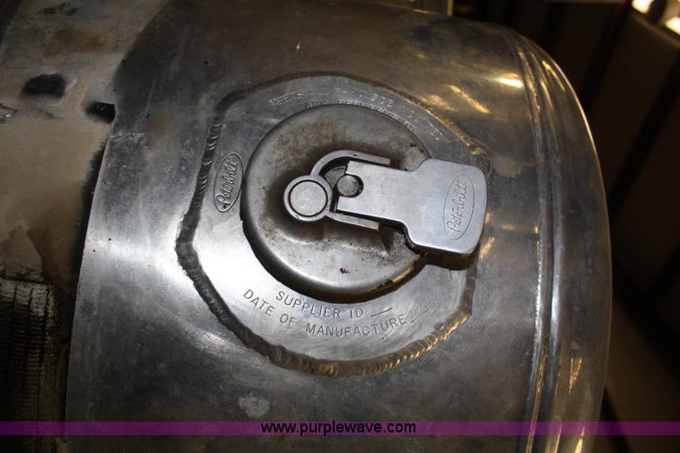 image for item H9582 (2) aluminum fuel tanks