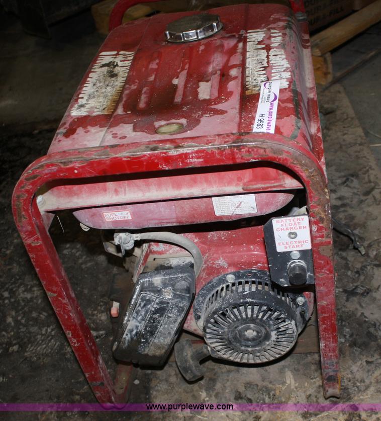 image for item H9583 Generac 4000 generator