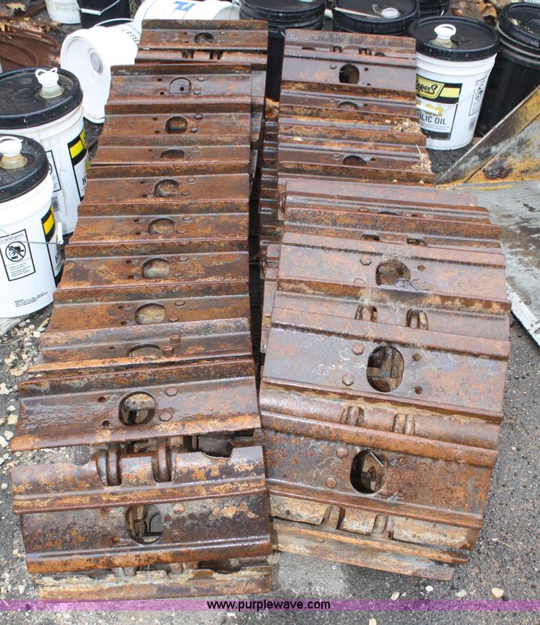 image for item H9613 (2) 16" tracks