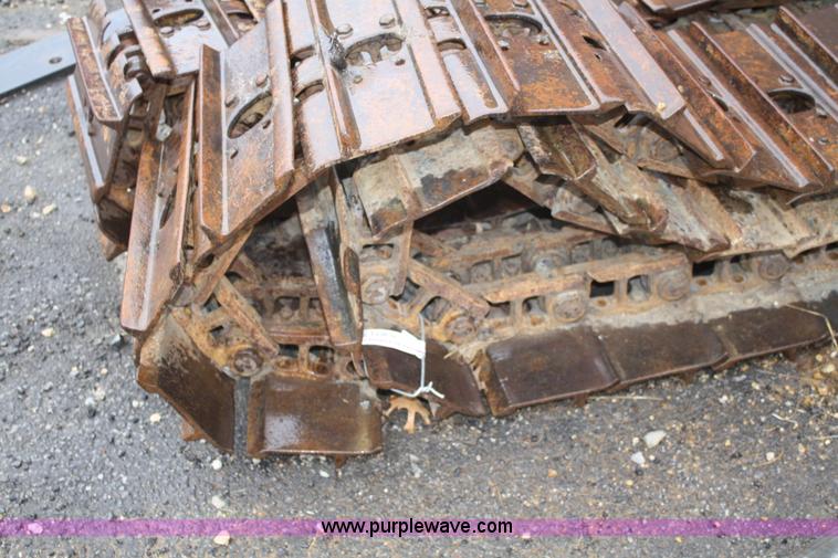 image for item H9613 (2) 16" tracks