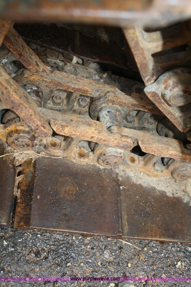 image for item H9613 (2) 16" tracks