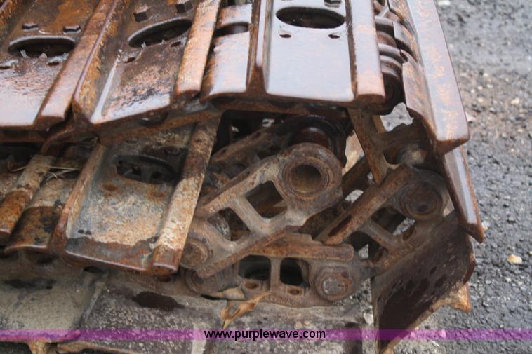 image for item H9613 (2) 16" tracks