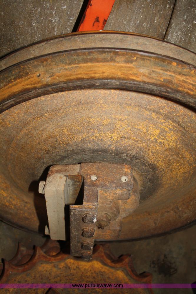 image for item H9613 (2) 16" tracks