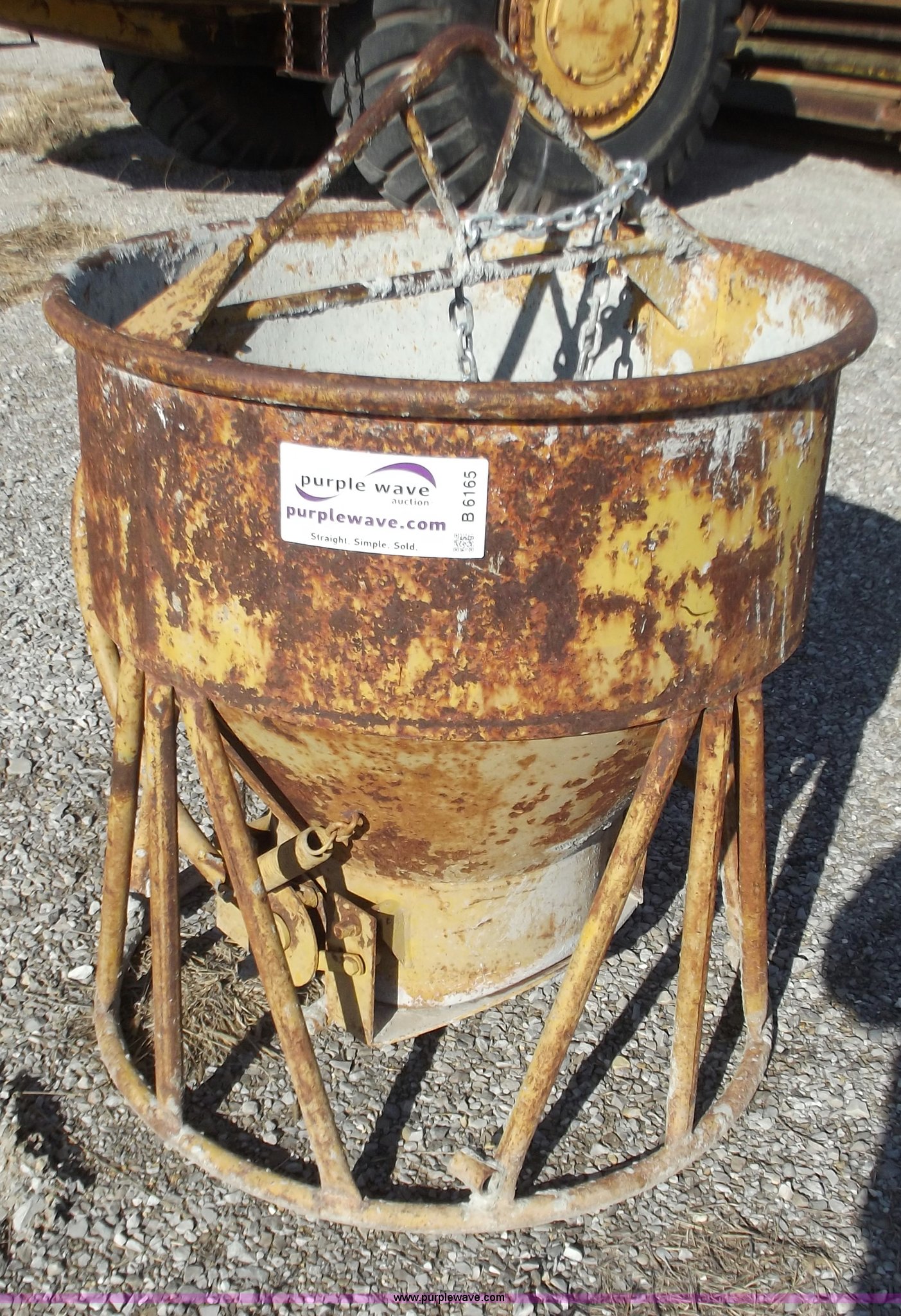 GarBro concrete hopper in Marshall, MO Item B6165 sold Purple Wave