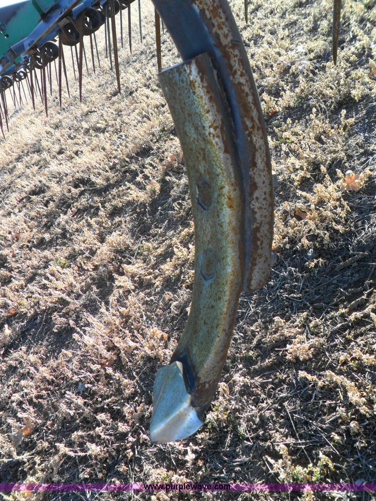 image for item A1940 John Deere 680 three section chisel