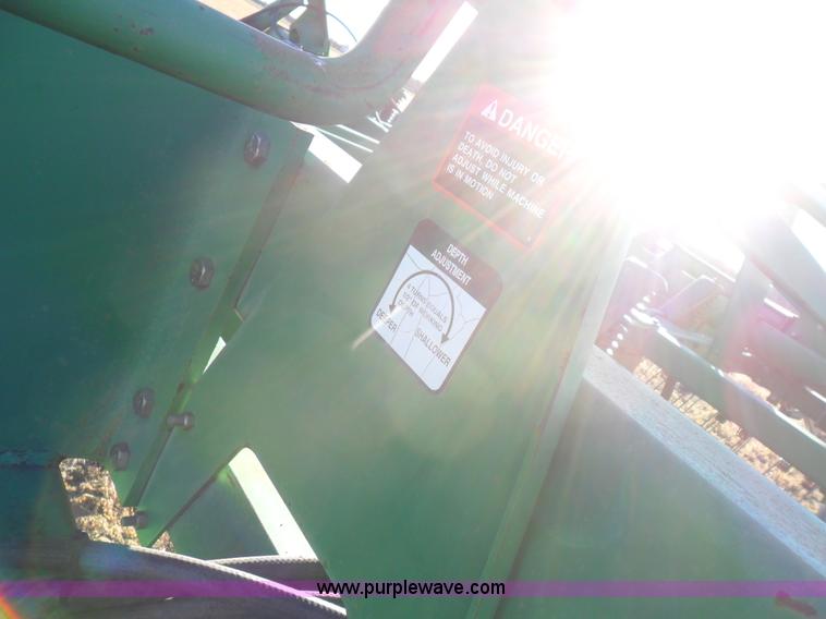 image for item A1940 John Deere 680 three section chisel