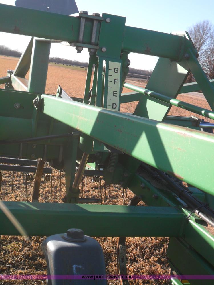 image for item A1940 John Deere 680 three section chisel