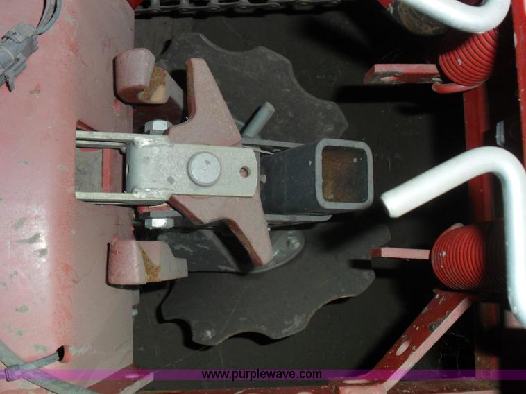 image for item A1975 CIH 955 planter