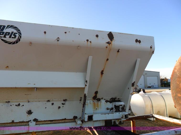 image for item A1979 New Leader 3020 high rate lime box